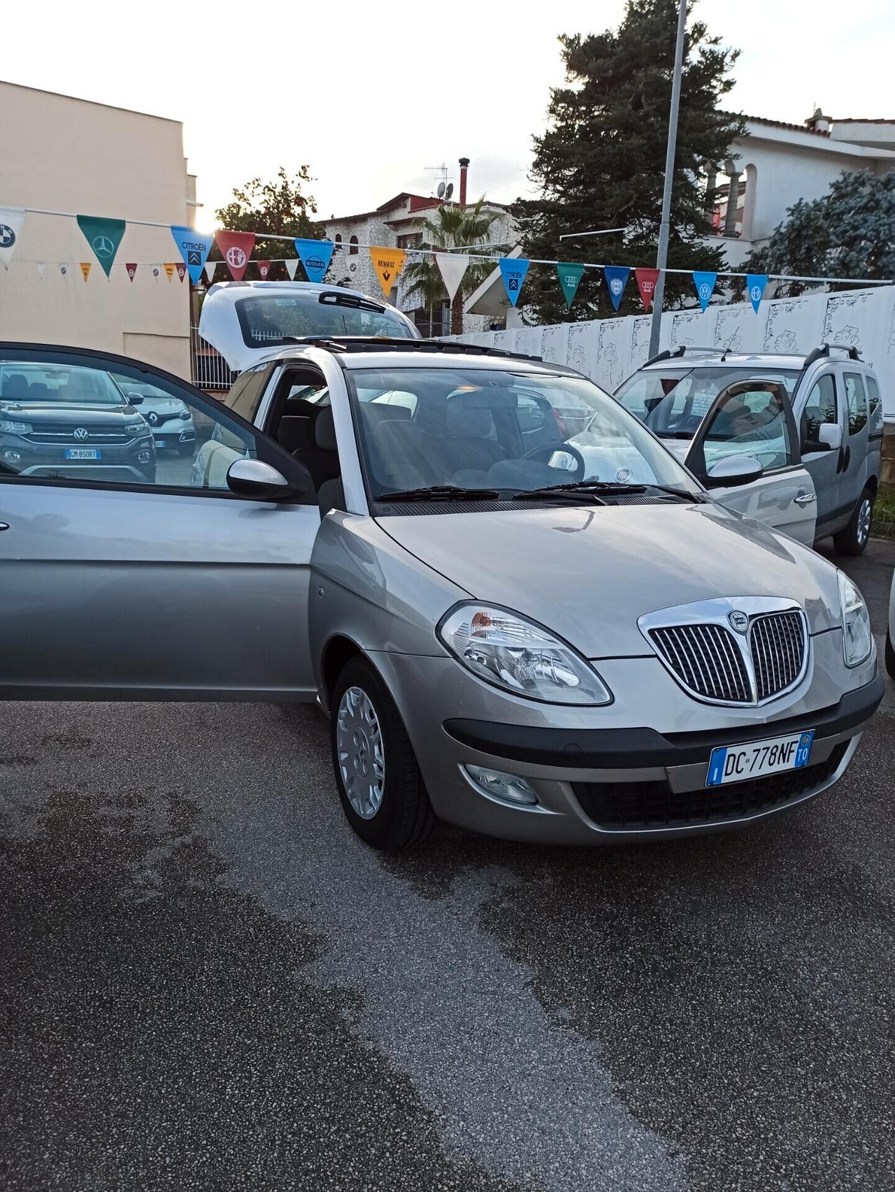 Lancia Ypsilon 1.2 Oro Tetto Panoramico Apribile