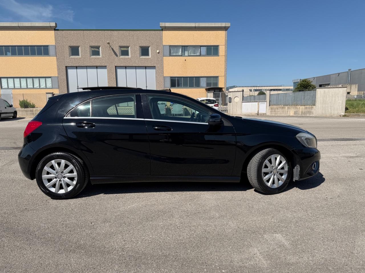 Mercedes-benz A 180 CDI Premium 12M GARANZIA