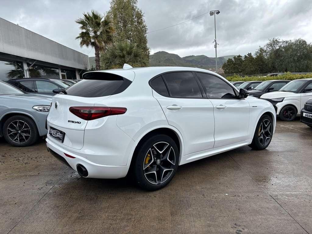 Alfa Romeo Stelvio 2.2 Turbodiesel 150 CV AT8 RWD Business 2018 / KM 149.000 Tua a solo 199 Euro al mese