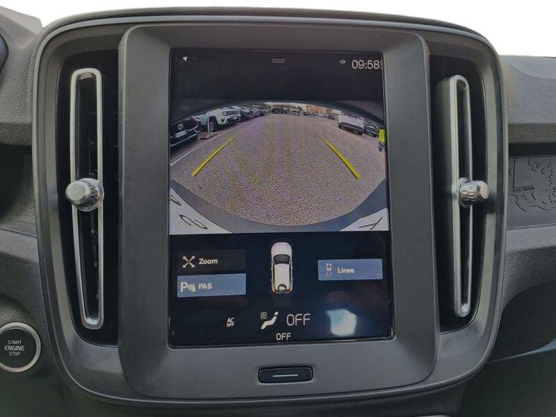 Volvo XC40 D3 150 CV AWD Automatica NAVI LED Business