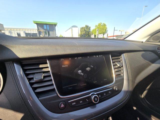 OPEL Grandland X 1.6 Hybrid4 Plug-in aut. AWD PERMUTE