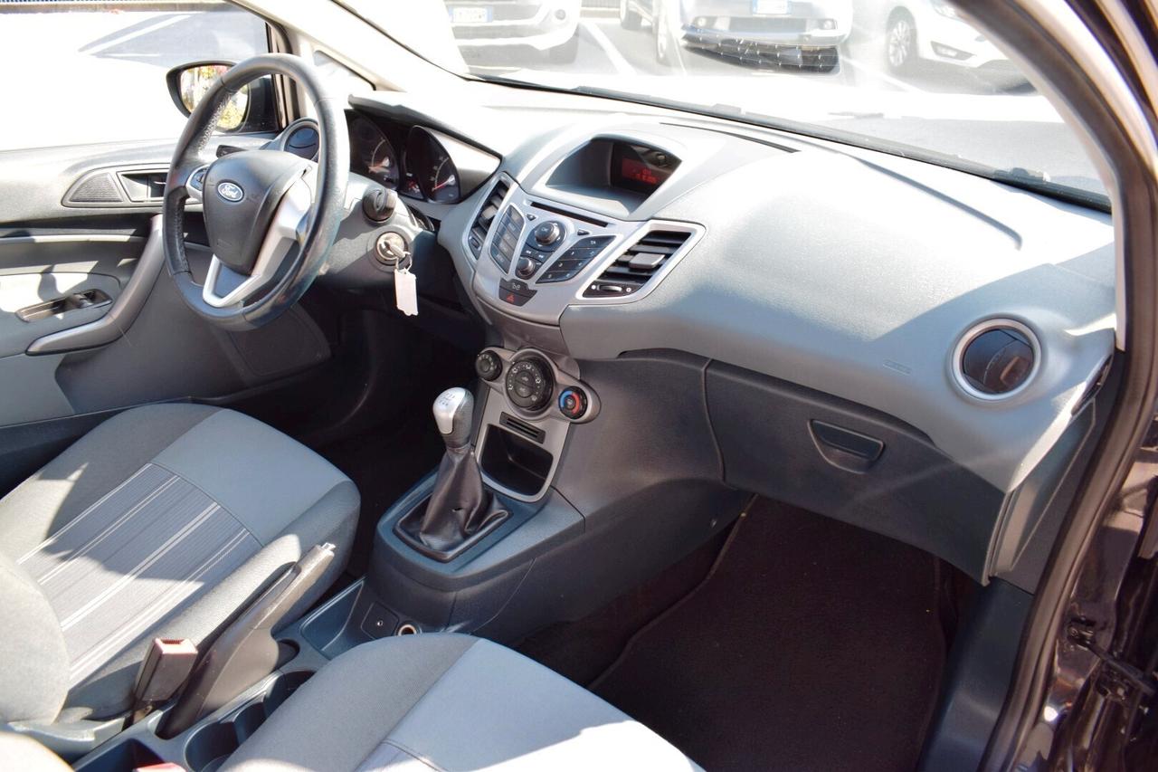 Ford Fiesta 1.4 TDCi 68CV 3p Titanium