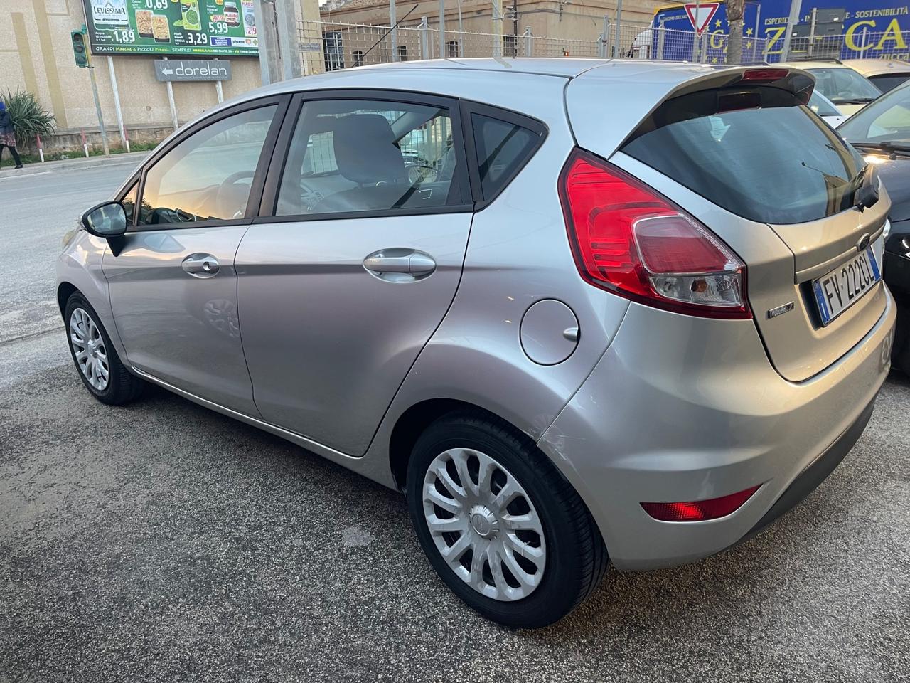 Ford Fiesta 1.5 TDCi 75CV 5 porte Titanium