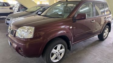 Nissan X-Trail 2.2 dCi Elegance Columbia GUIDA A DX