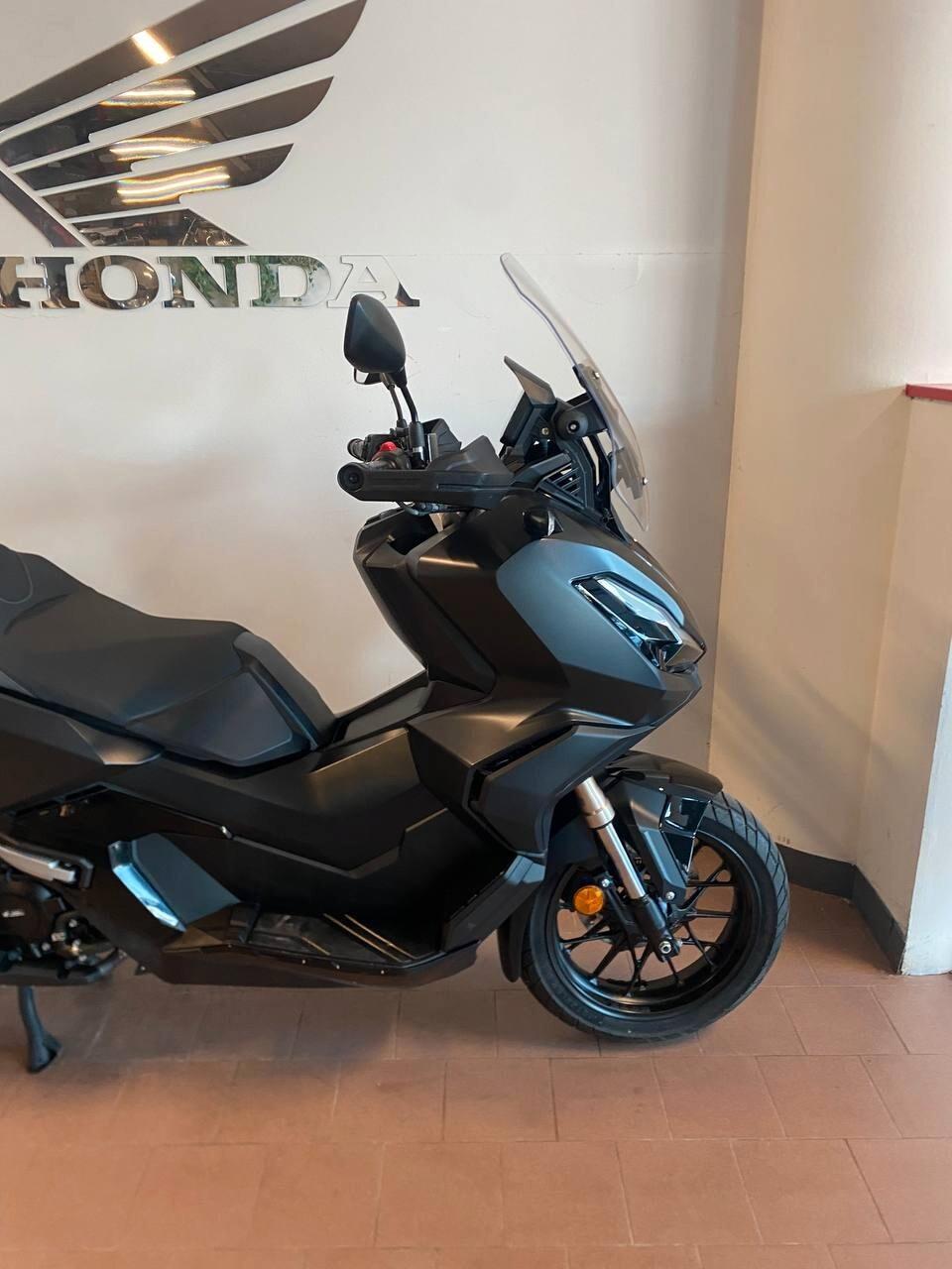 Honda ADV 350