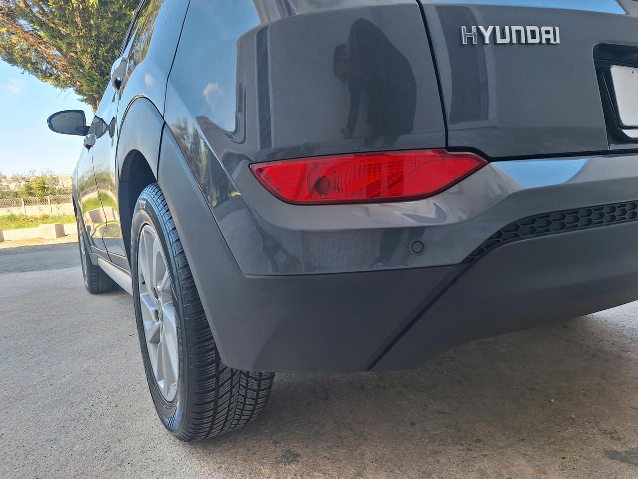 Hyundai Tucson 1.7 crdi X POSSIBLE NAVI CAMERA 2018