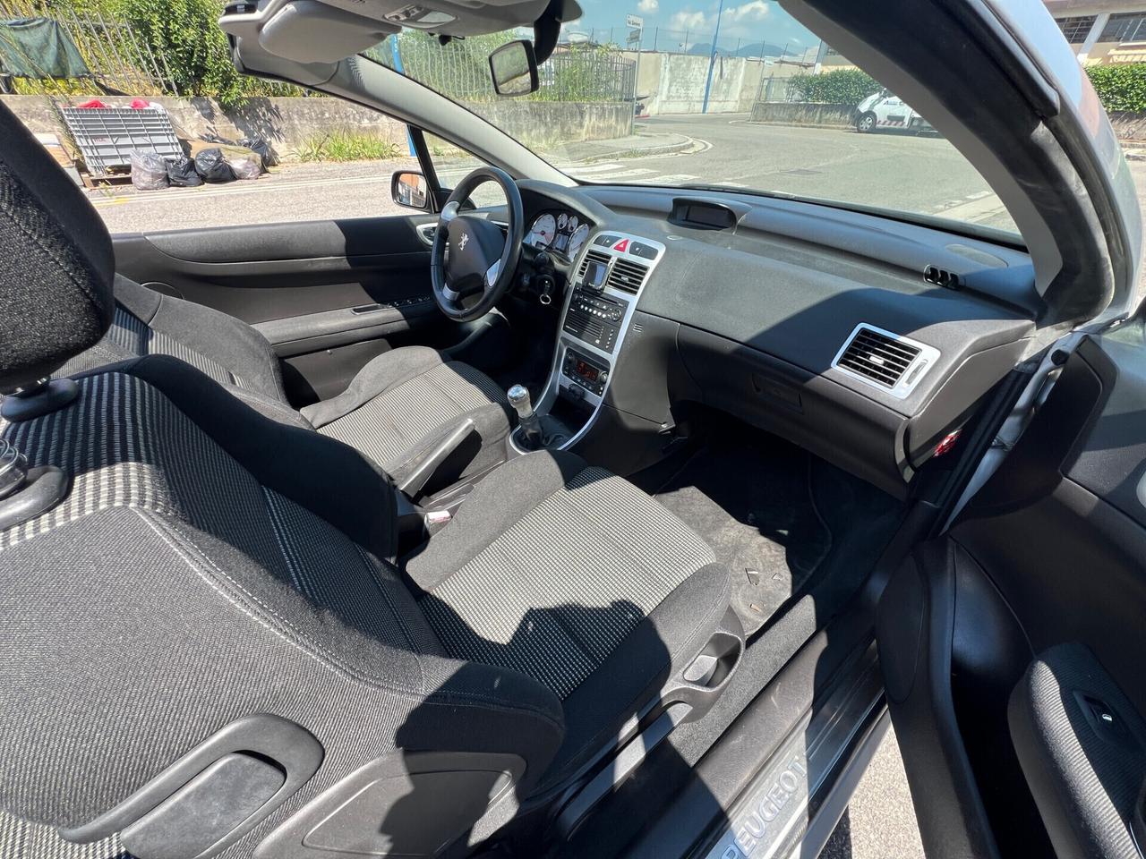 Peugeot 307 1.6 16V CC Tecno