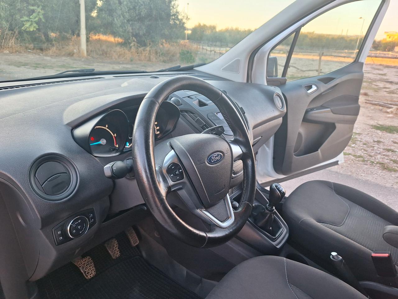 FORD TRANSIT CONNECT 1.5 TDCI 2019