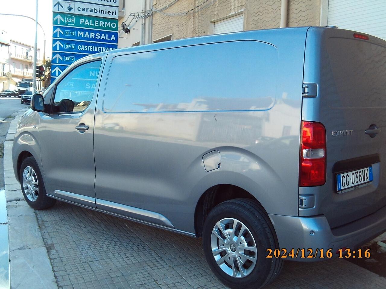 Peugeot Expert BlueHDi 120 S&S PL-SL-TN Combi Long