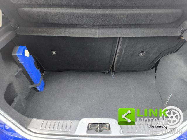 FORD Fiesta Titanium NAV NEOPATENTATI