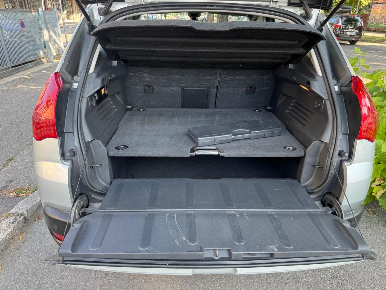 Peugeot 3008 1.6 HDi 112 cv garanzia 12 mesi