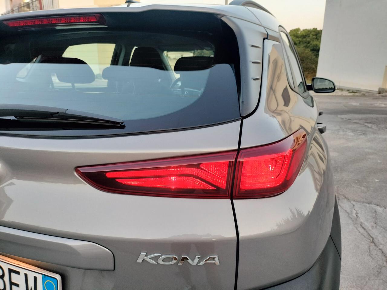 Hyundai Kona 1.0 T-GDI Xpossible