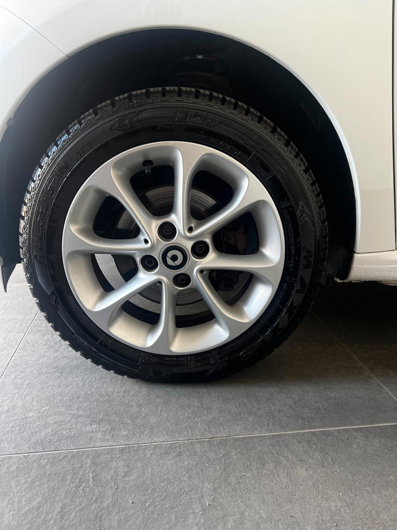 Smart ForFour 70 1.0 Passion NEOPATENTATI
