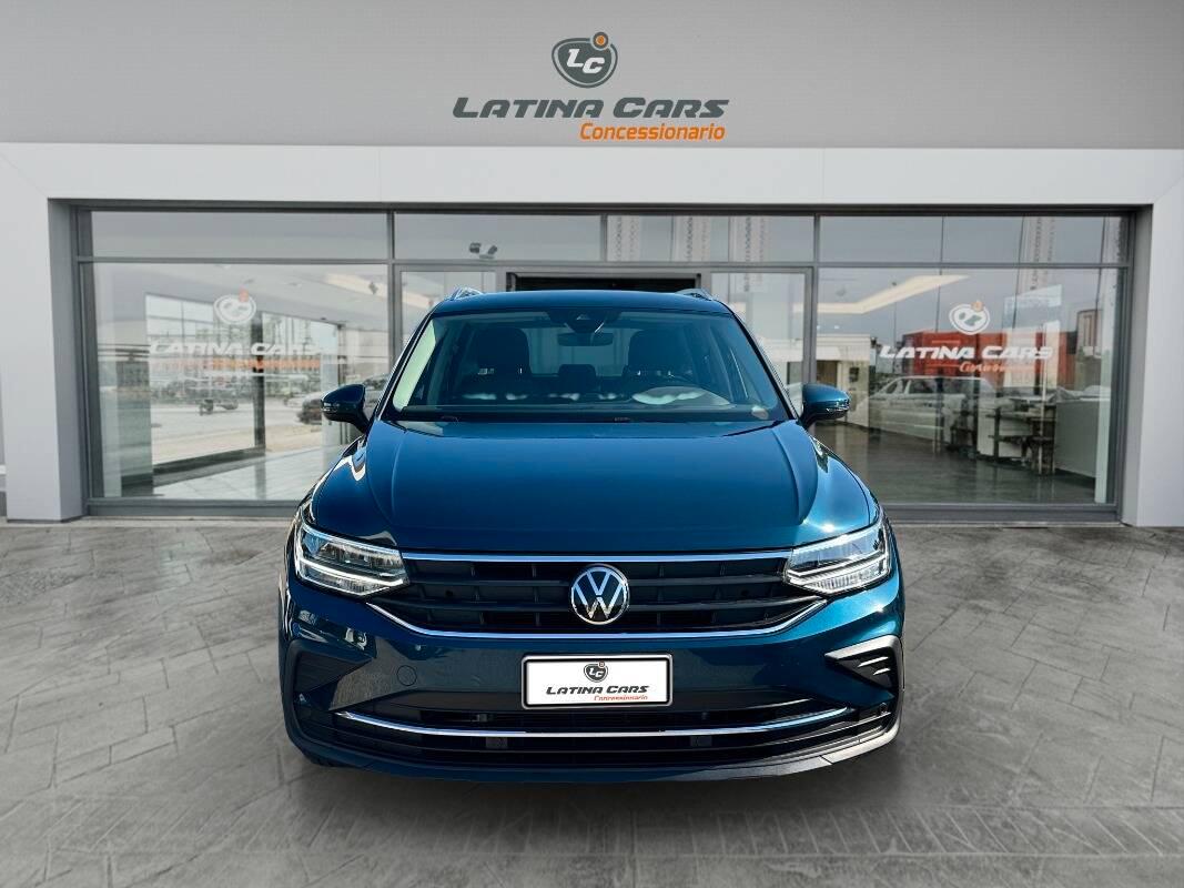 Volkswagen Tiguan 1.5 tsi Life 130cv CON TELECAMERA E CARPLAY