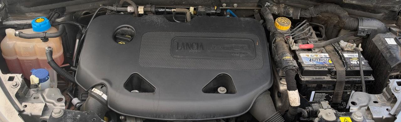 Lancia Ypsilon 0.9 Natural Power 84 Cv