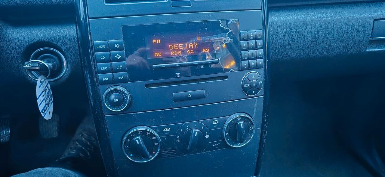 Mercedes-benz A 180 160 CDI Elegance - € 2.499