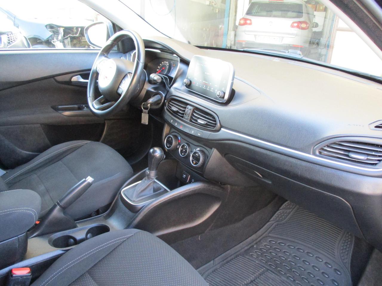 Fiat Tipo 5 Porte Tipo 5p 1.6 mjt Lounge s&s 120cv dct