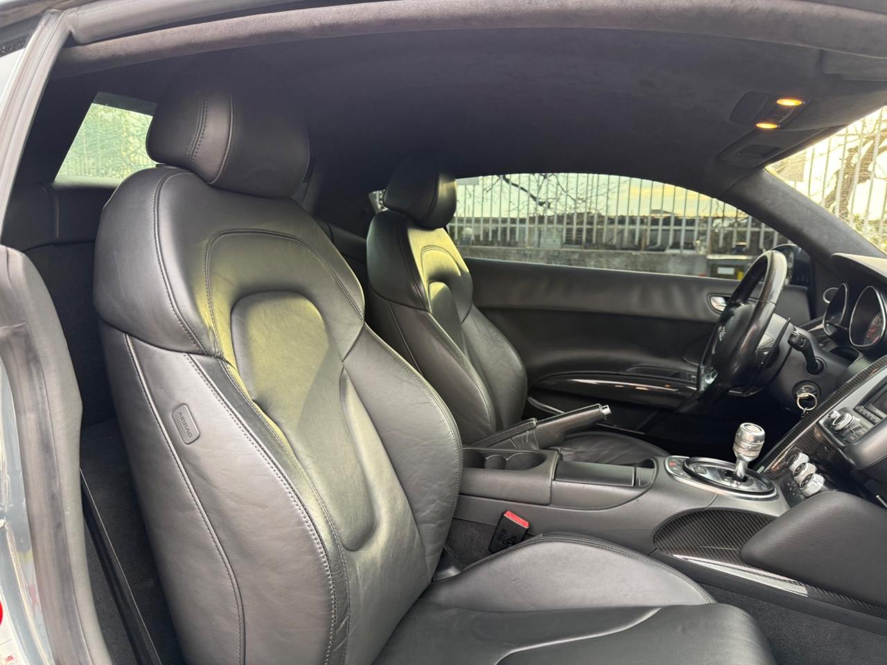 Audi R8 4.2 V8 FSI quattro R tronic