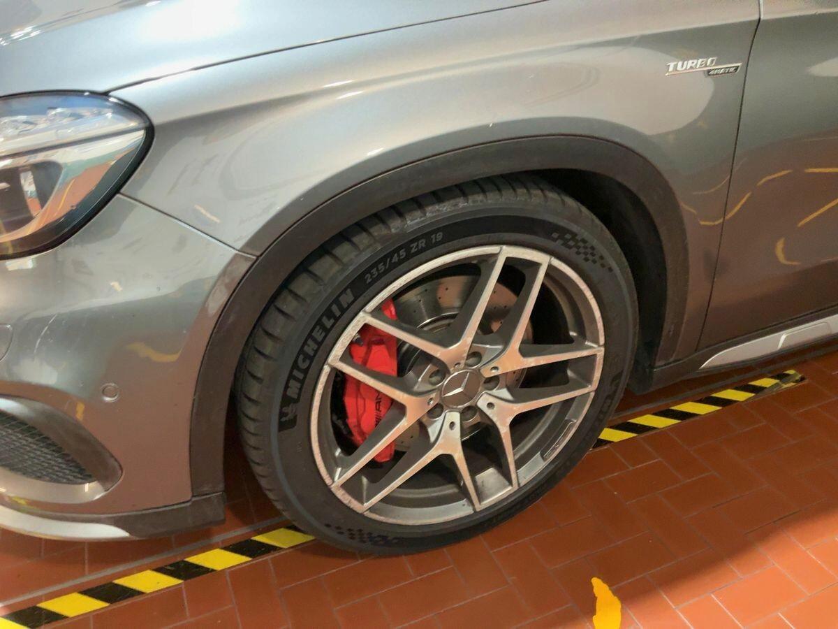 Mercedes-benz GLA 45 AMG 4Matic
