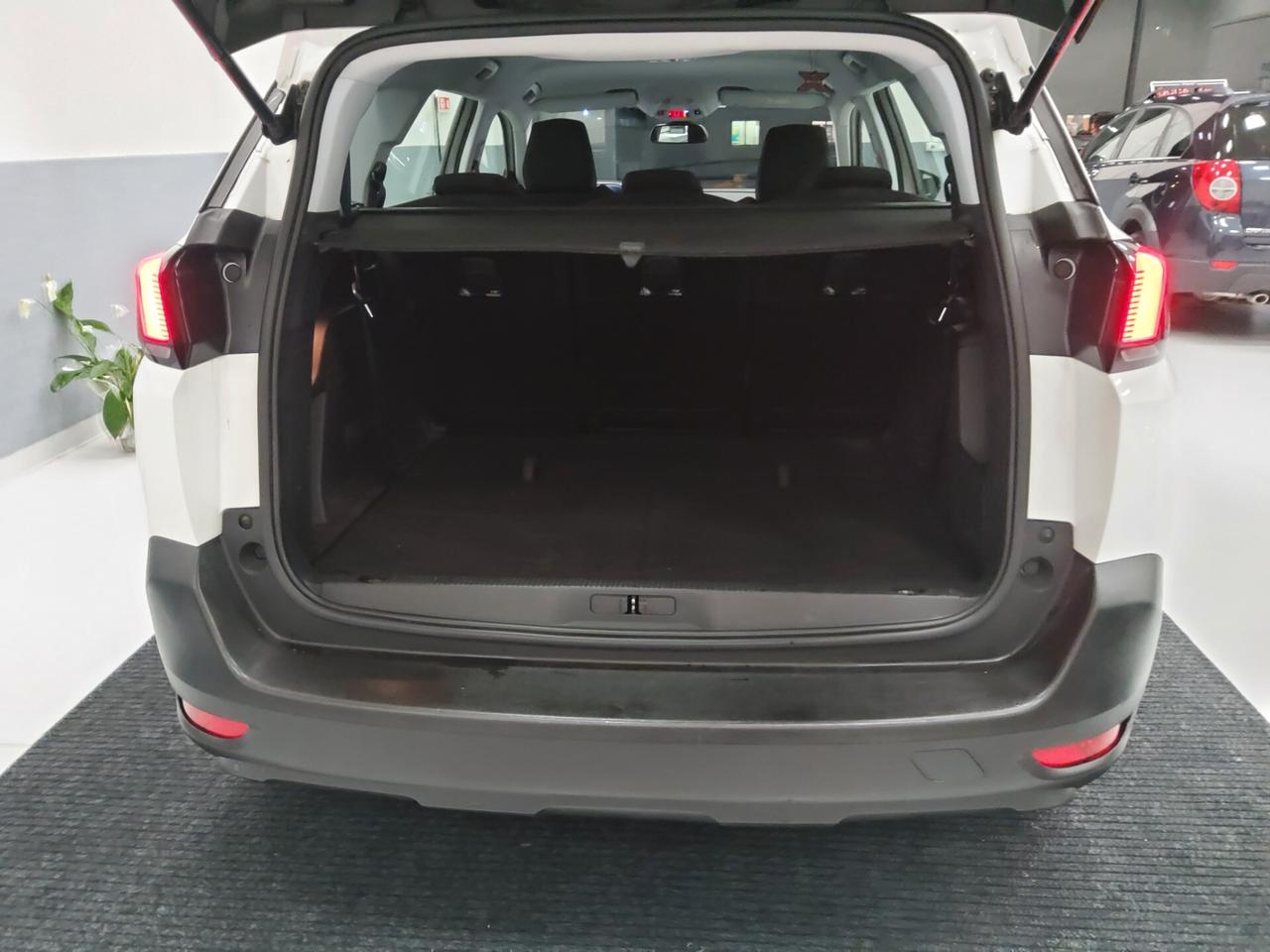 Peugeot 5008 BlueHDi 130 S&S Business