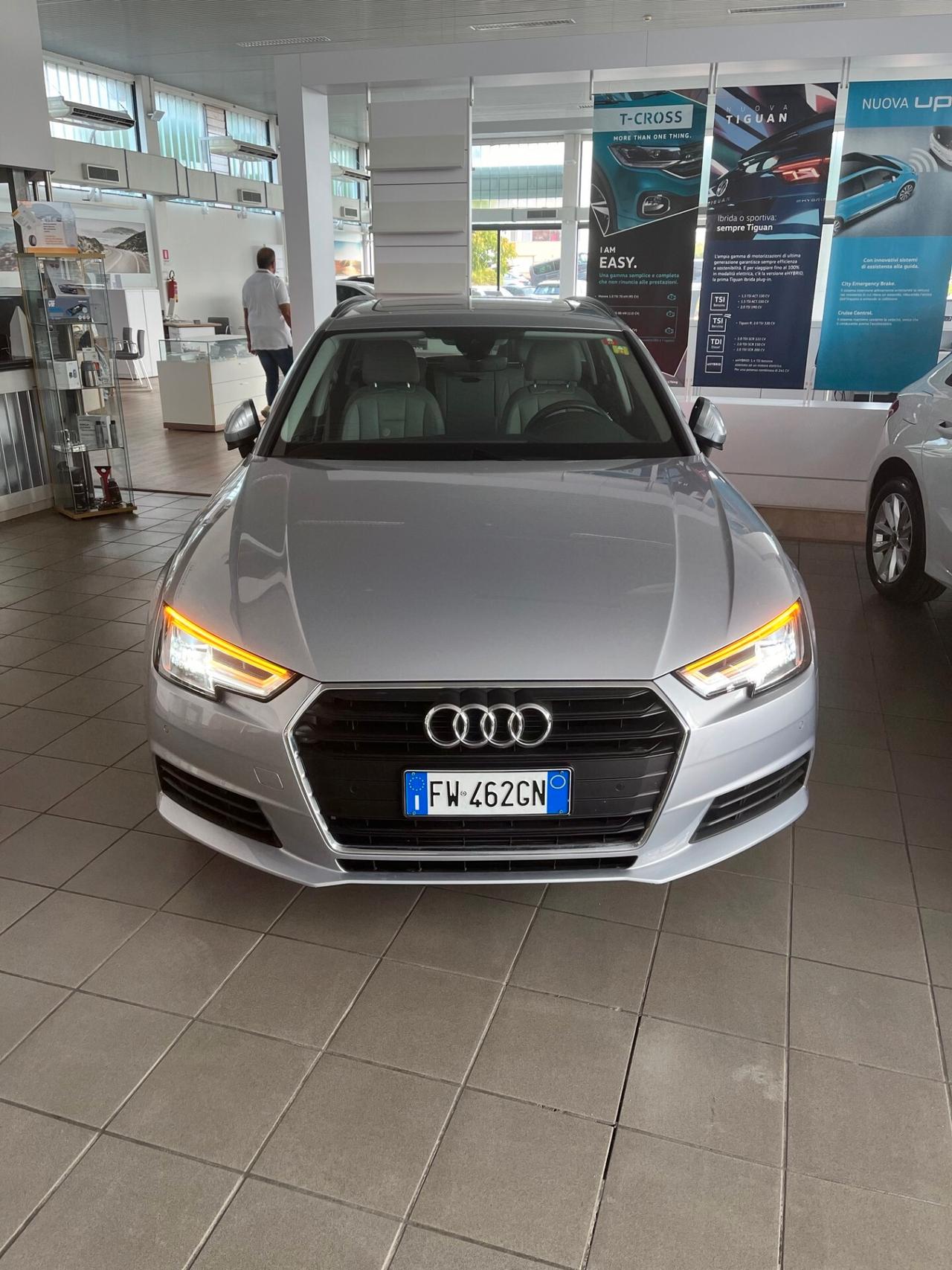 Audi A4 Avant 30 TDI S tronic