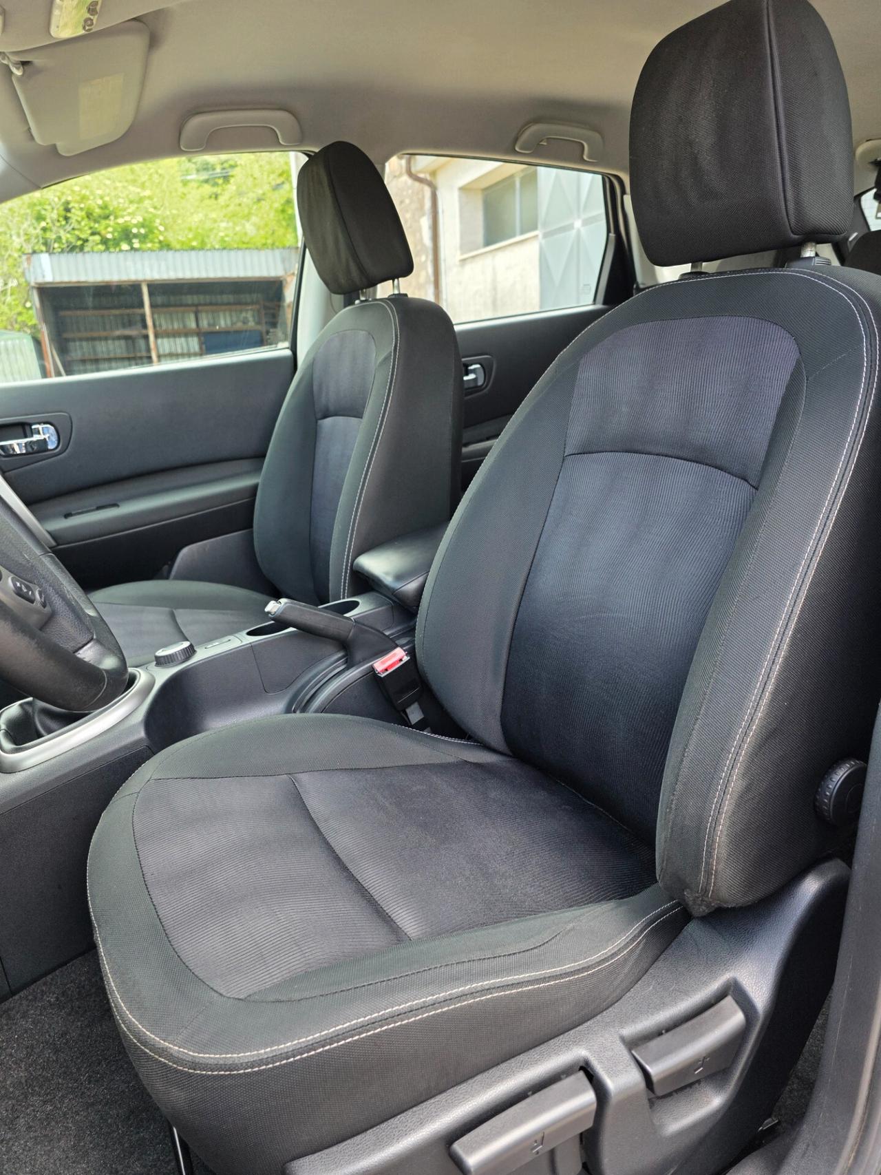 Nissan Qashqai 1.6 dCi 4WD DPF Tekna