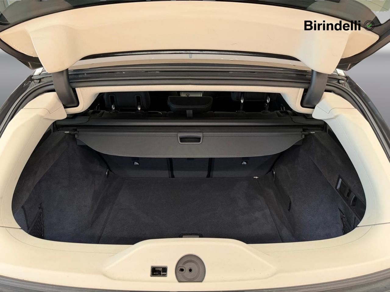 BMW Serie 3(G20/1-80/1) - 320d Touring Luxury