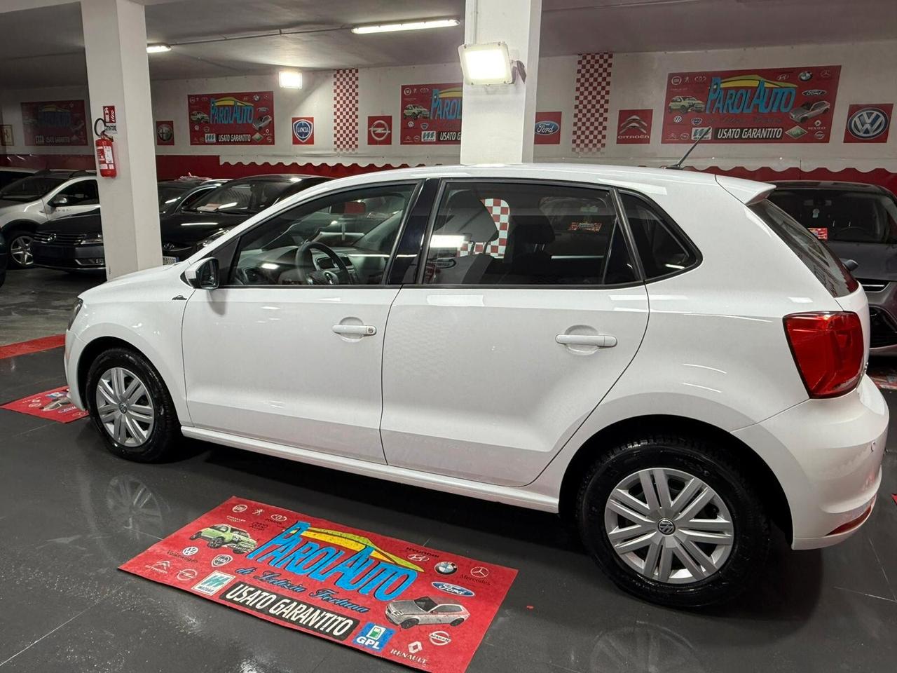 Volkswagen Polo 1.4 TDI 75cv Fresh - 2015