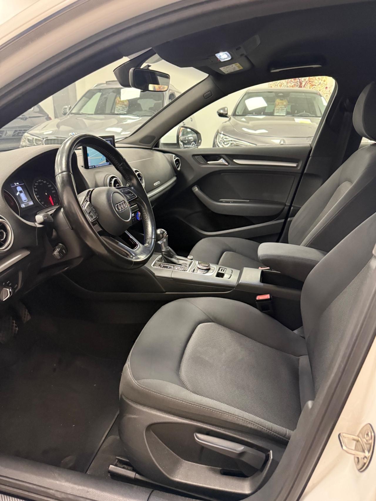 Audi A3 SPB 1.6 TDI S tronic Sport