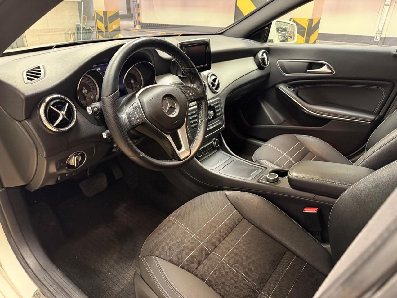 Mercedes-benz CLA 200 d Automatic Executive