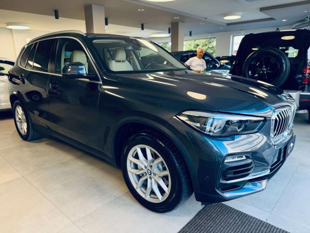 BMW X5 xdrive25d xLine auto