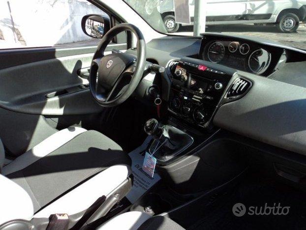 LANCIA Ypsilon 0.9 TwinAir 85 CV