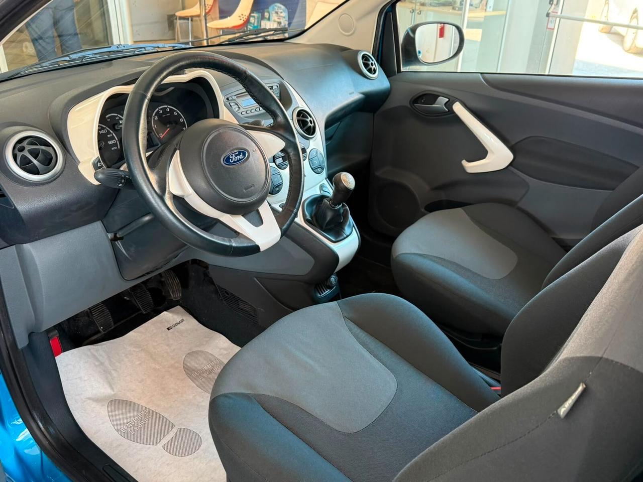 Ford Ka 1.2 8V 69CV Titanium