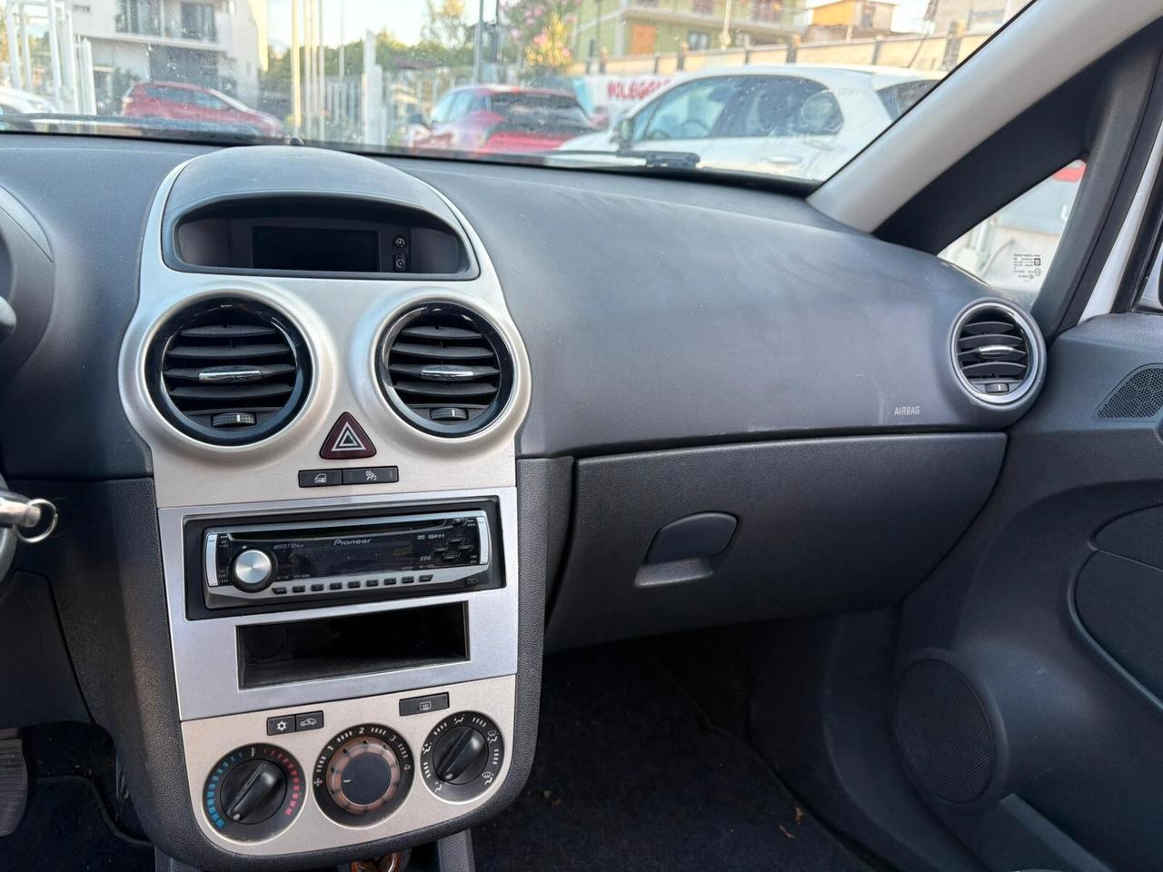 Opel Corsa 1.2 3 porte Sport