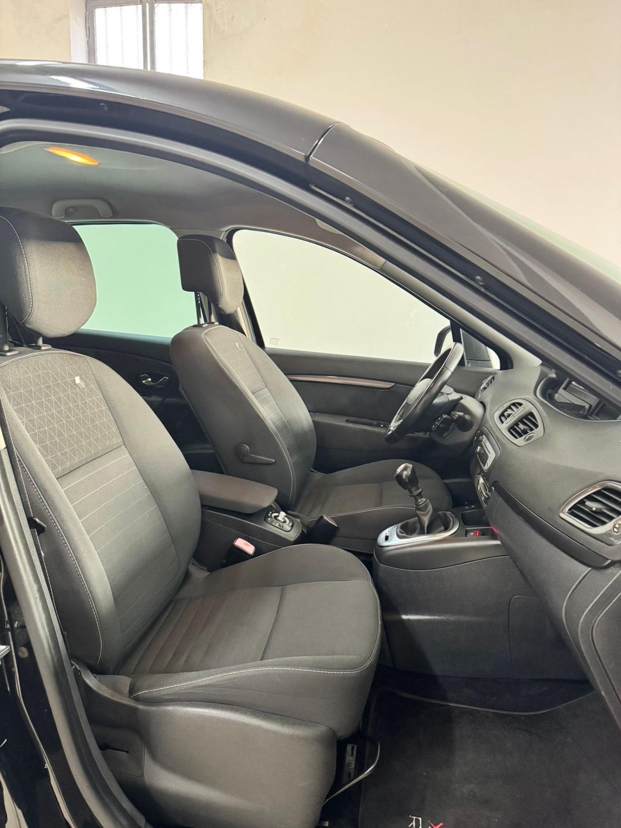 Renault Scenic Scénic XMod dCi 110 CV Start&Stop Energy Limited