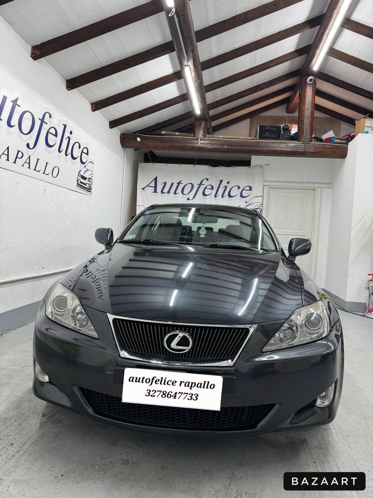 Lexus IS 220d IS 220d 2.2 16V Luxury