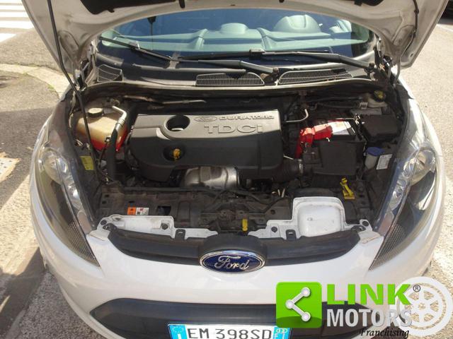 FORD Fiesta 1.4 TDCi 70CV 5 porte Titanium