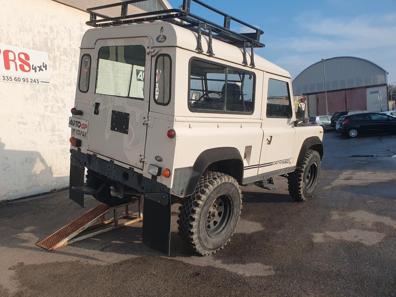 Land Rover Defender 90 2.5d 68cv autocarro 1987