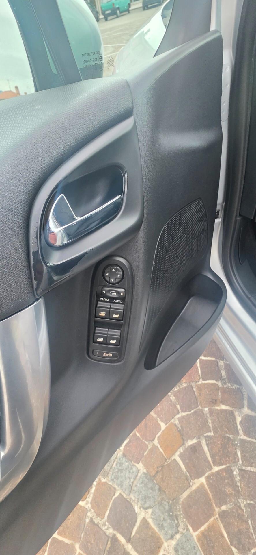 Citroen C3 1.4 VTi 95 CMP-5 Exclusive