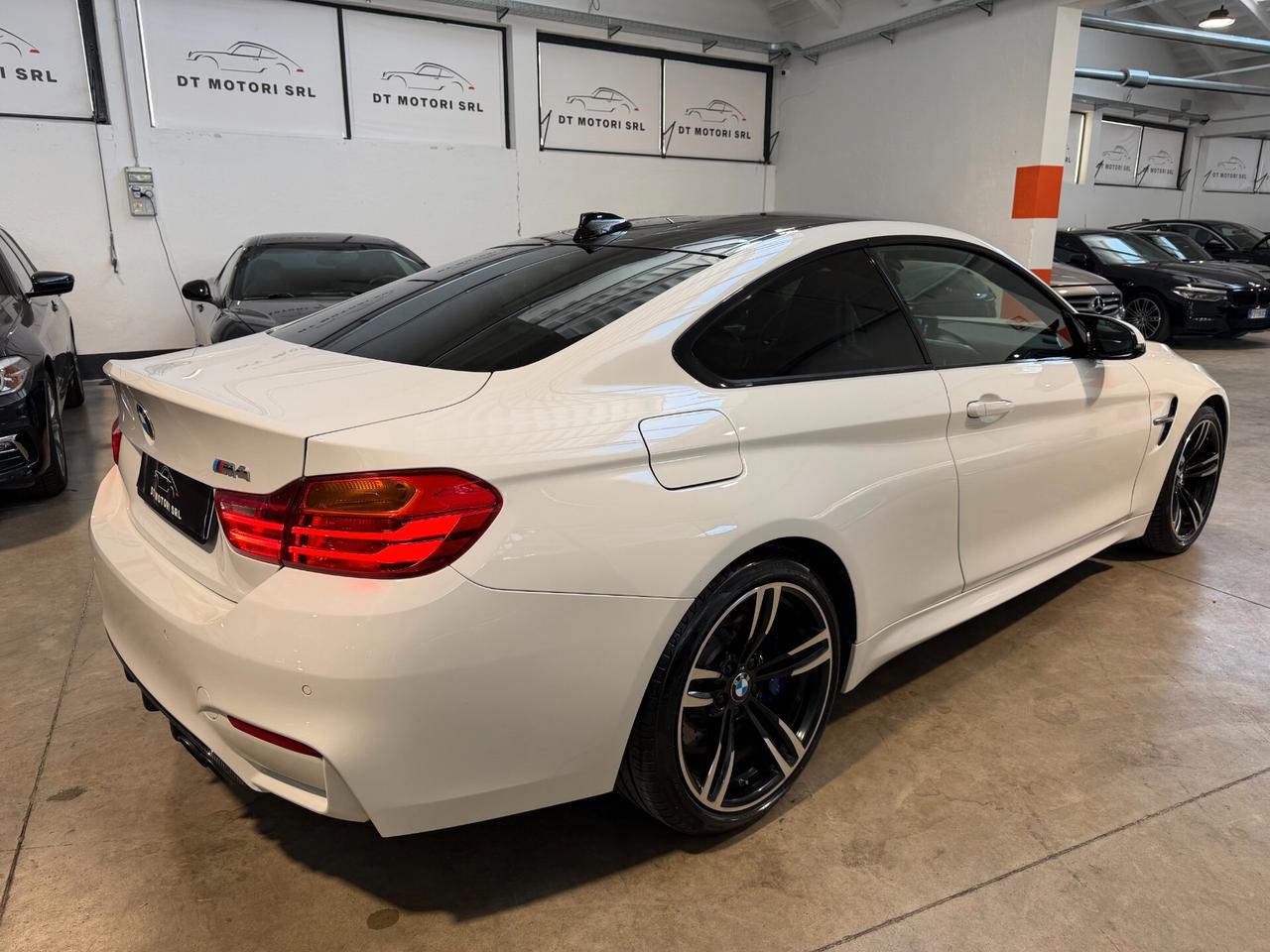 Bmw M4 3.0 DKG - CARBONIO - TAGLIANDI CERTIFICATI