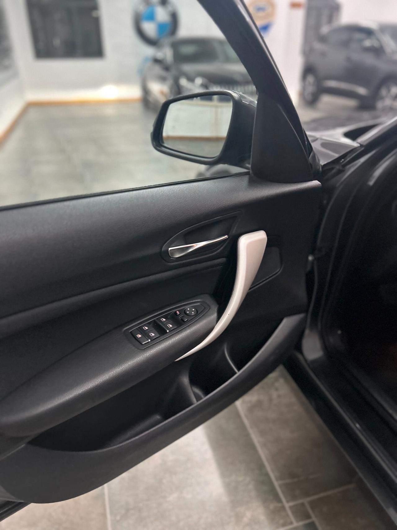 Bmw 118d 150cv 5p. Advantage 06/2019