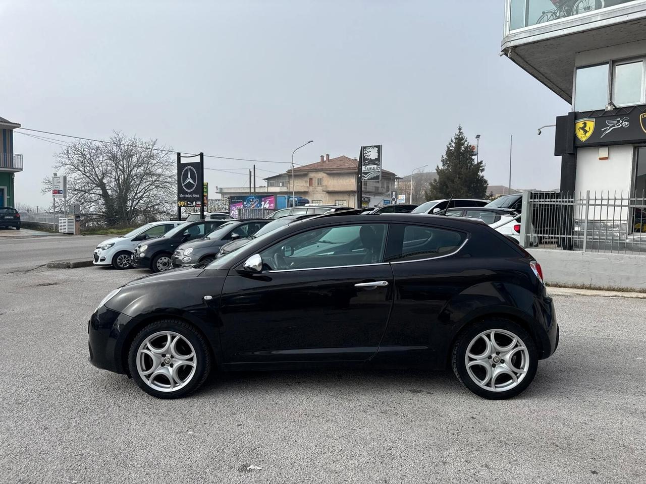 Alfa Romeo MiTo 1.6 JTDm Distinctive Sport Pack Tetto Garanzia