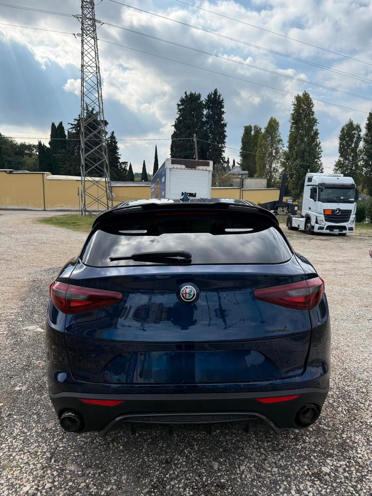 Alfa Romeo Stelvio 2.2 Turbodiesel 180 CV Super
