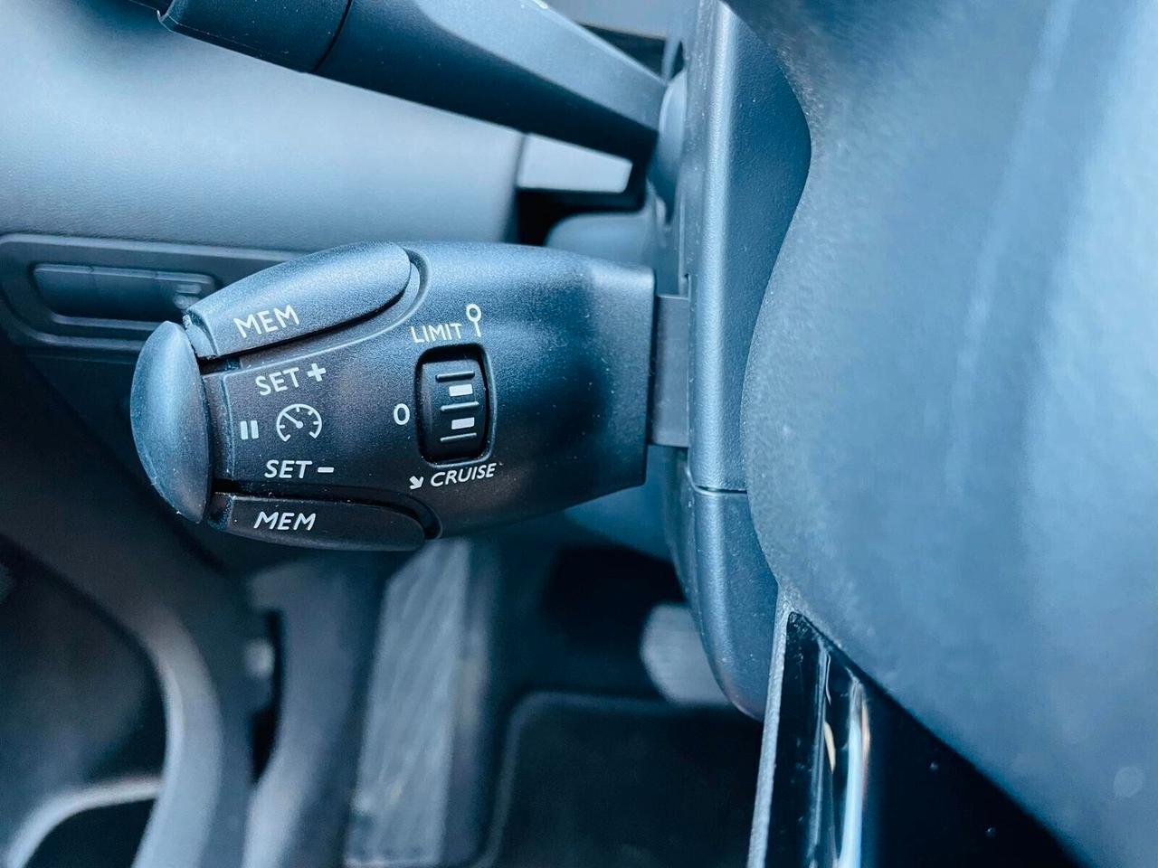 Citroen C3 Aircross C3 Aircross BlueHDi 120 S&S EAT6 Shine Pack