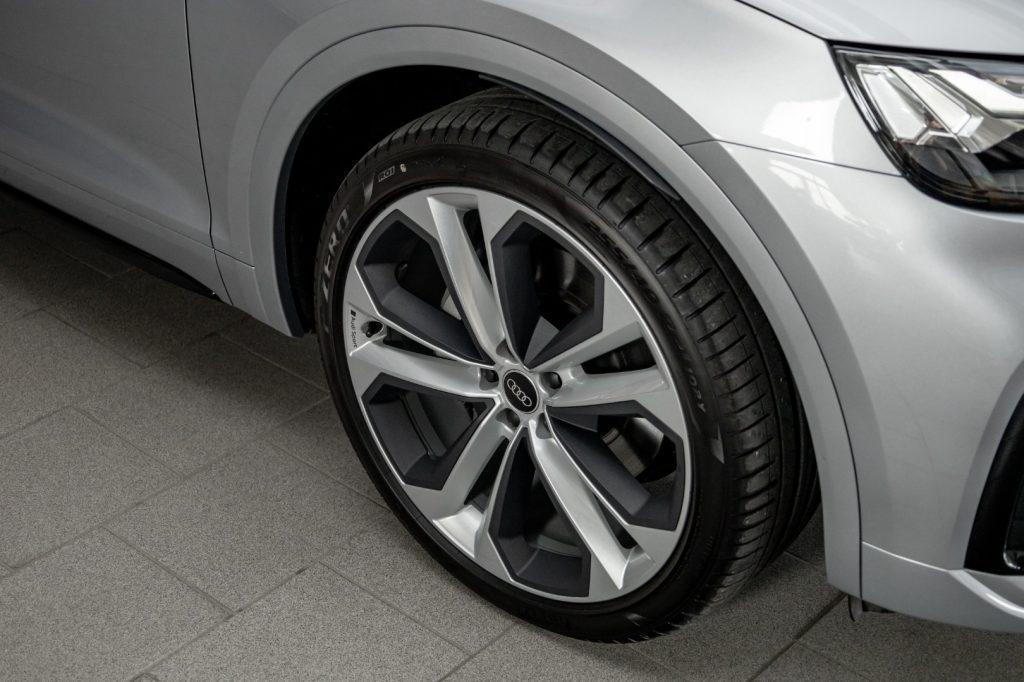 AUDI Q5 SPB 50 TFSI e quattro S tronic Identity Black