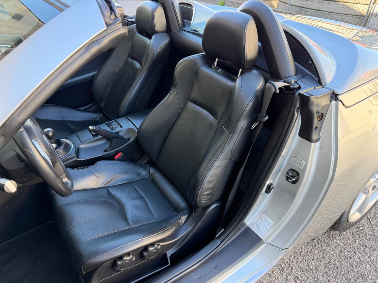 Nissan Z 350Z Roadster 3.5 V6 Lev 2
