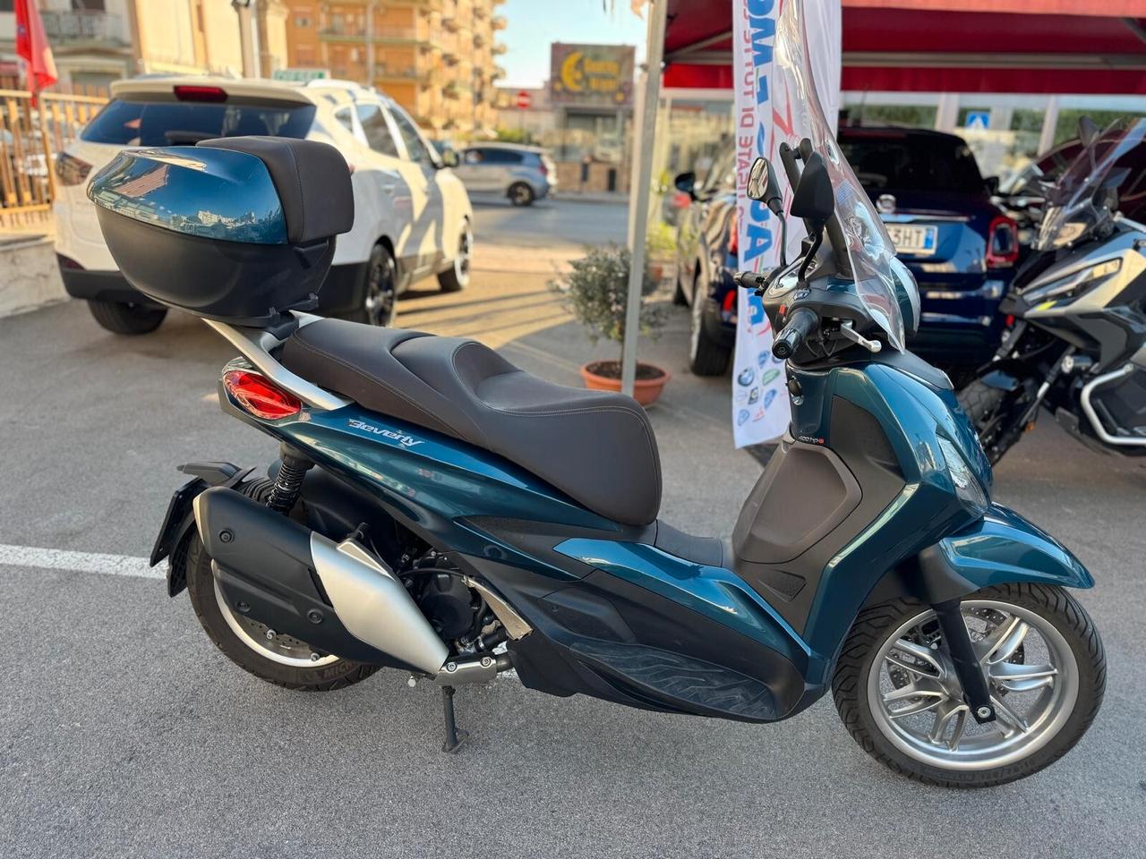 Piaggio Beverly 400 i.e. Elegante.Nuov.o 2025
