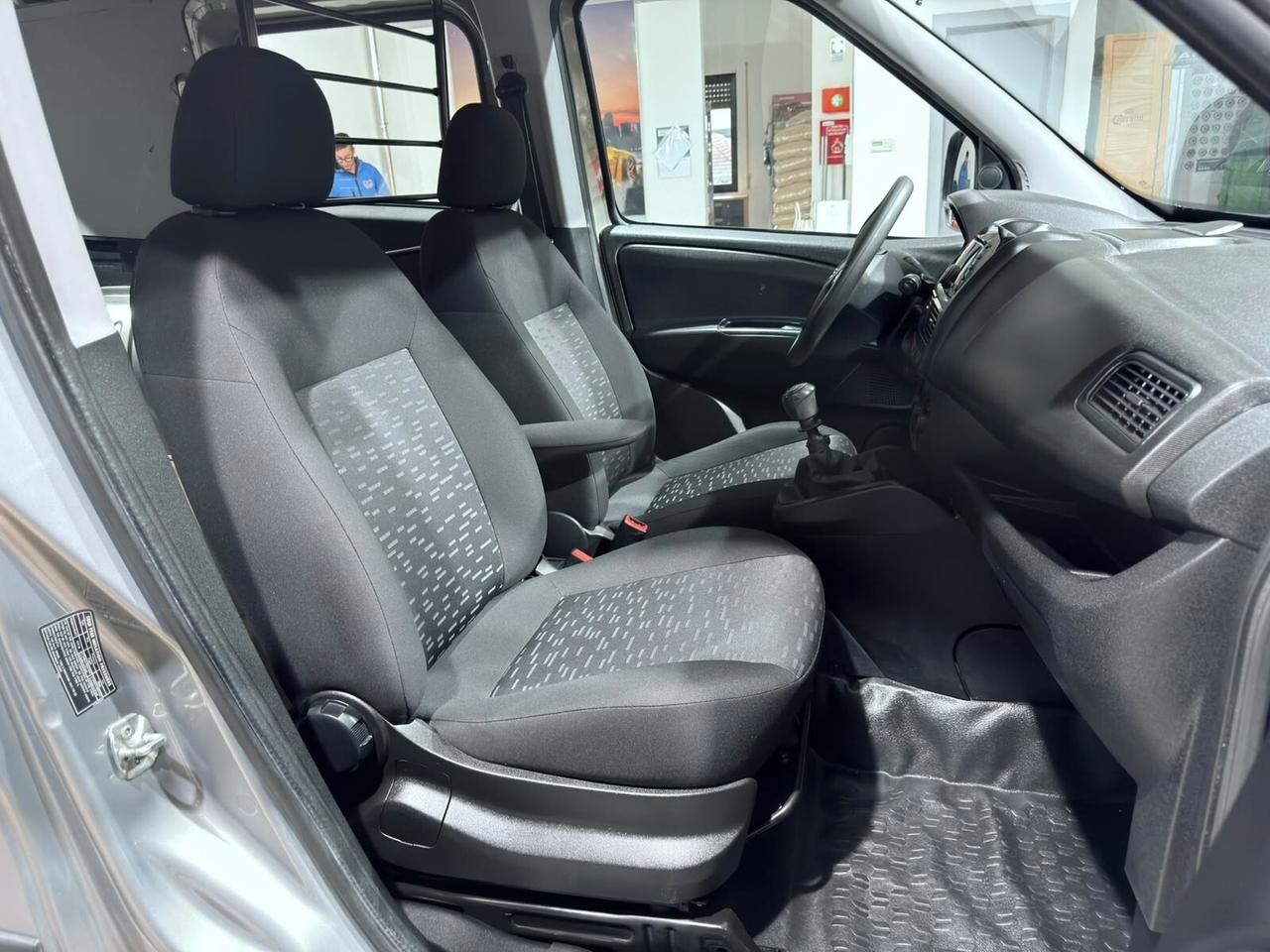 OPEL COMBO VAN 120CV BENZ/METANO GANCIO TRAINO