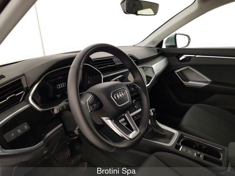 Audi Q3 2.0 35 TDI S Tronic Business Advanced