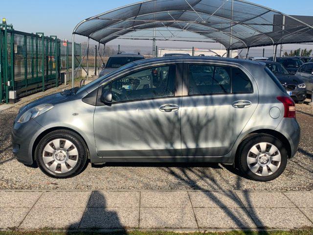 TOYOTA Yaris 1.0 5 porte Sol
